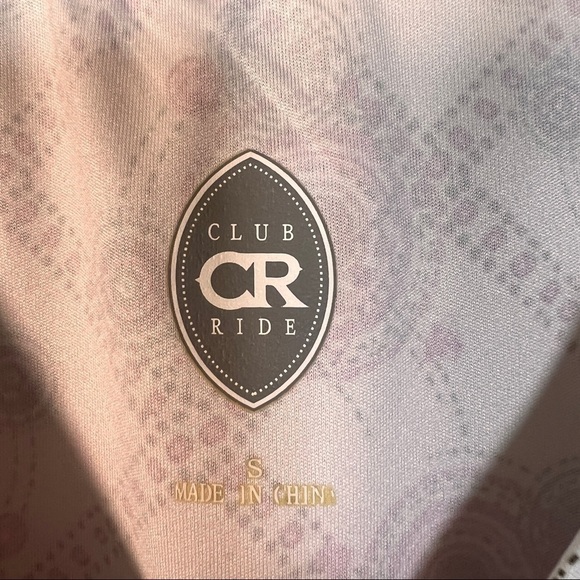 CLUB RIDE Sleeveless cycling Jersey. Magenta/gray/Wht. Zipper at neckline. - Picture 4 of 4